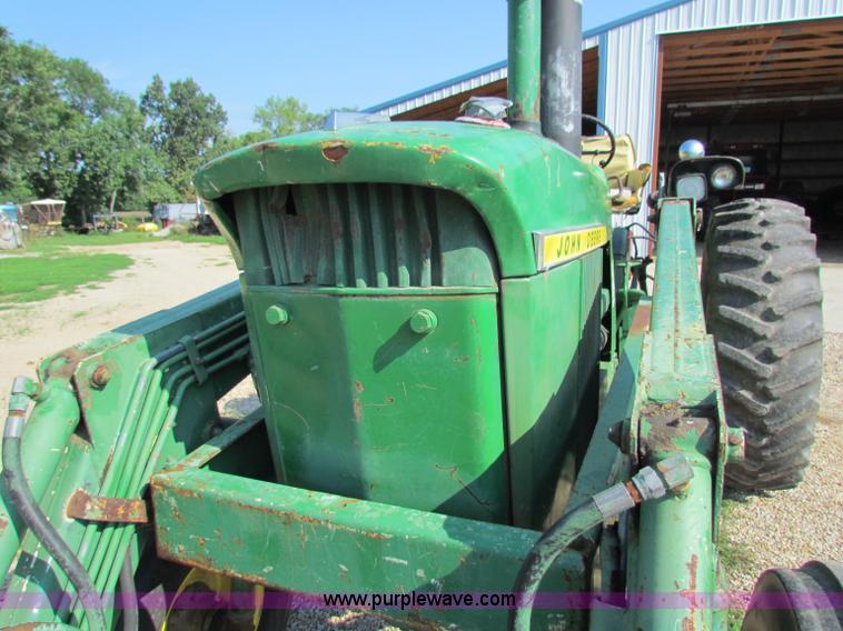 image for item G4090 1968 John Deere 4020 tractor