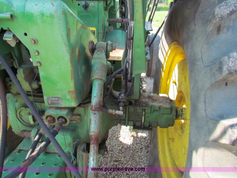 image for item G4090 1968 John Deere 4020 tractor