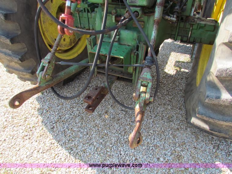 image for item G4090 1968 John Deere 4020 tractor