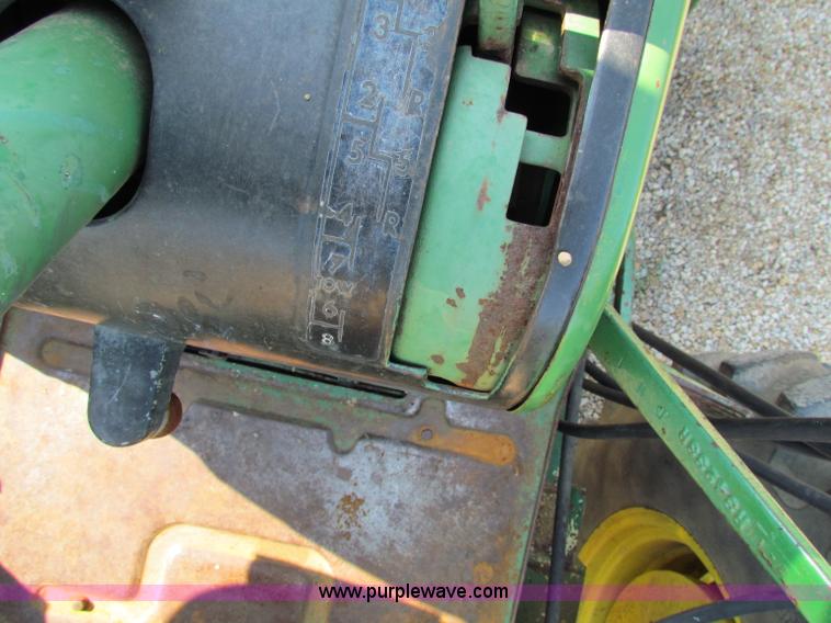 image for item G4090 1968 John Deere 4020 tractor