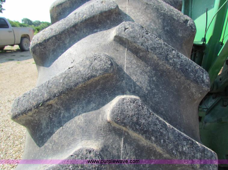 image for item G4090 1968 John Deere 4020 tractor