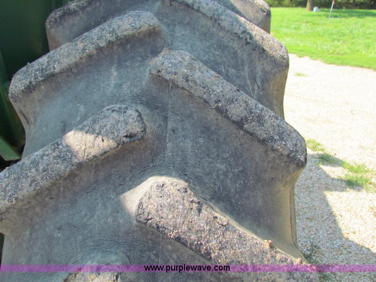 image for item G4090 1968 John Deere 4020 tractor