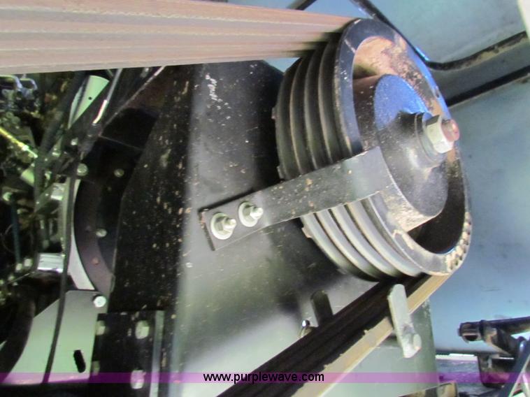 image for item G4091 1994 AGCO Gleaner R62 combine