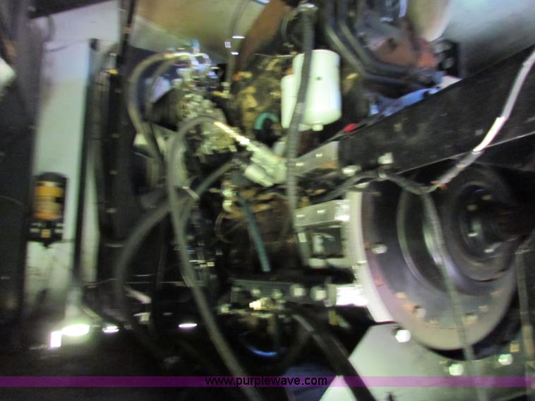 image for item G4091 1994 AGCO Gleaner R62 combine