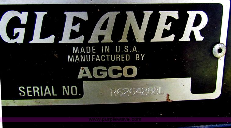 image for item G4091 1994 AGCO Gleaner R62 combine
