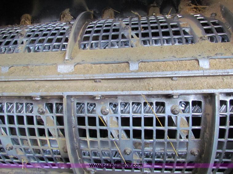 image for item G4091 1994 AGCO Gleaner R62 combine