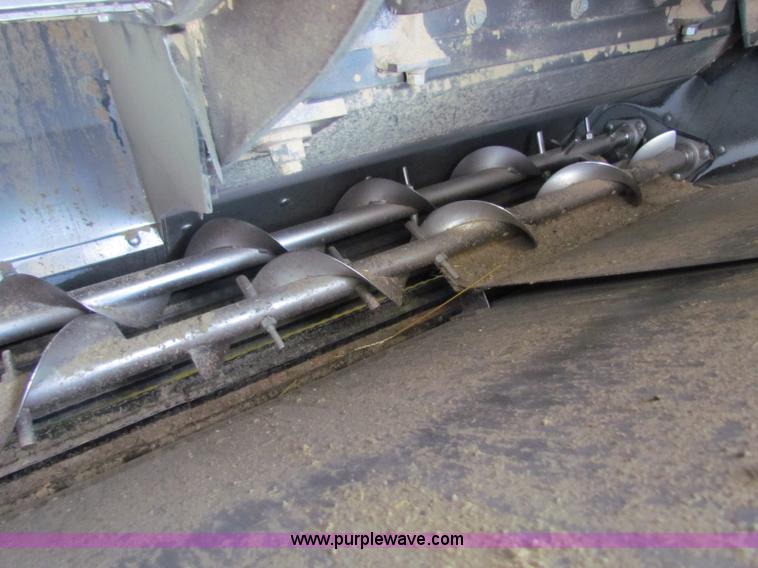 image for item G4091 1994 AGCO Gleaner R62 combine