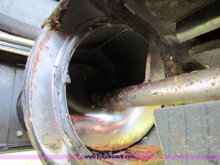 image for item G4091 1994 AGCO Gleaner R62 combine