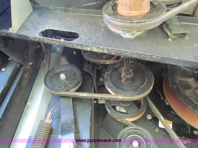 image for item G4091 1994 AGCO Gleaner R62 combine