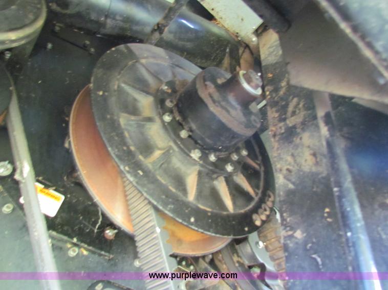 image for item G4091 1994 AGCO Gleaner R62 combine