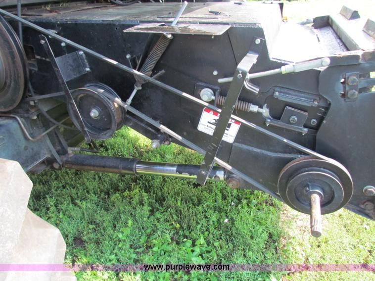 image for item G4091 1994 AGCO Gleaner R62 combine