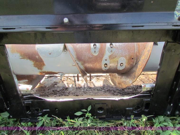 image for item G4092 AGCO Gleaner 25' flex head