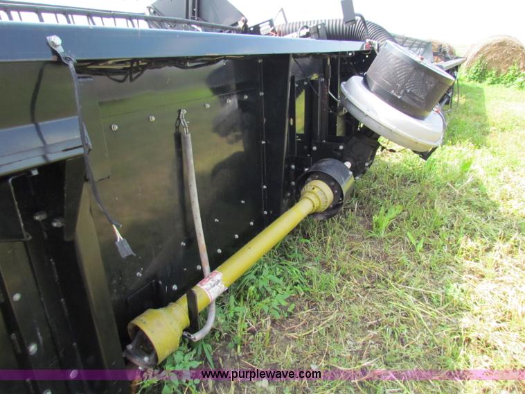 image for item G4092 AGCO Gleaner 25' flex head