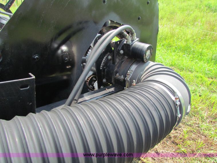 image for item G4092 AGCO Gleaner 25' flex head