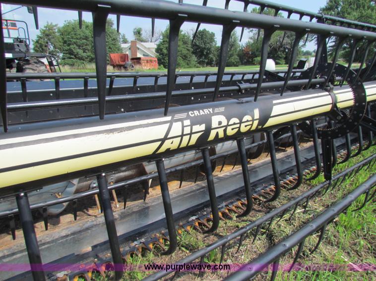 image for item G4092 AGCO Gleaner 25' flex head