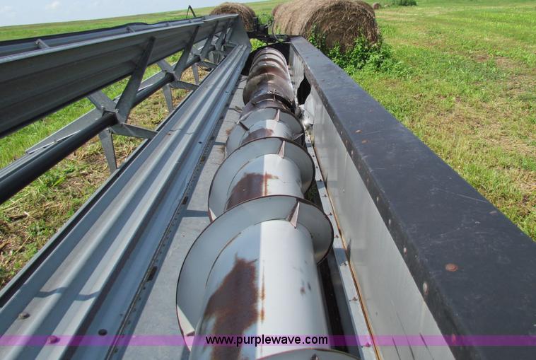 image for item G4093 AGCO Gleaner 30' rigid head