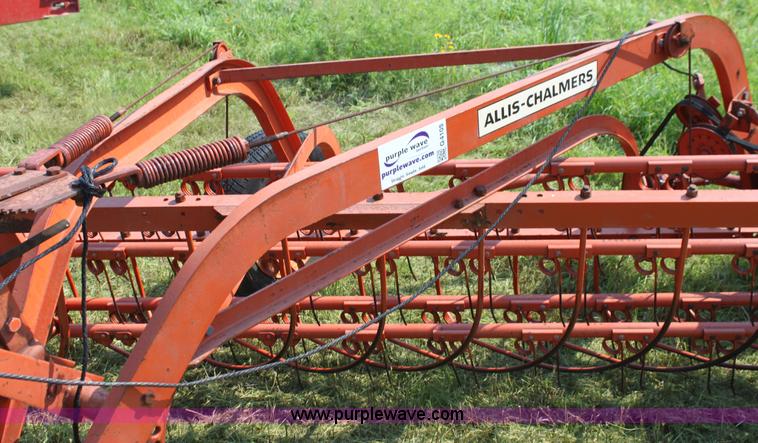 image for item G4105 Allis Chalmers side delivery hay rake