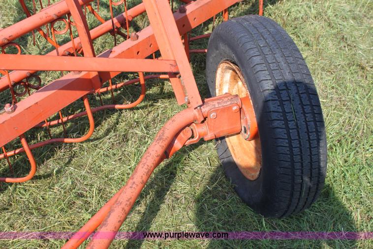 image for item G4105 Allis Chalmers side delivery hay rake