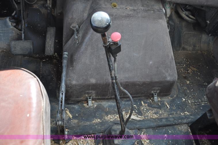 image for item G6148 1979 International 1854 dump truck