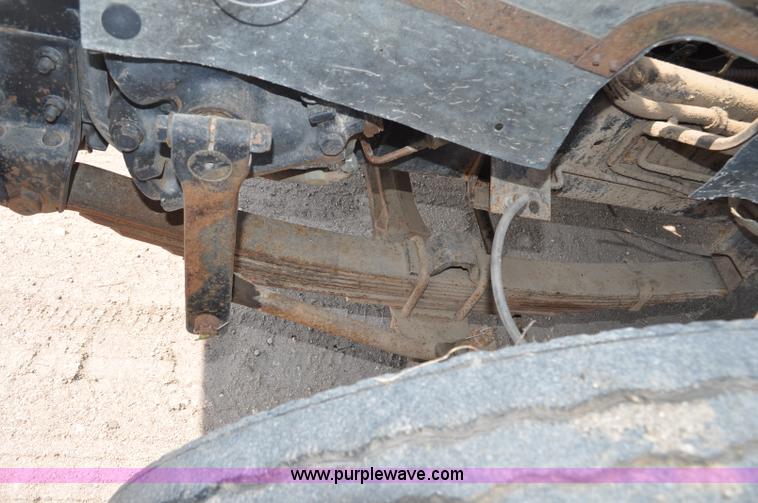 image for item G6148 1979 International 1854 dump truck