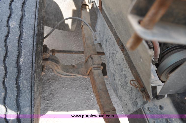 image for item G6148 1979 International 1854 dump truck