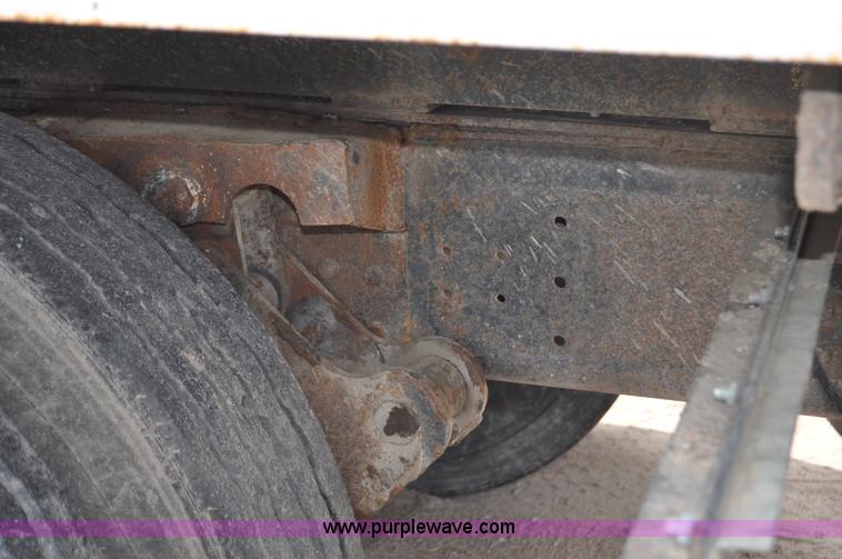 image for item G6148 1979 International 1854 dump truck