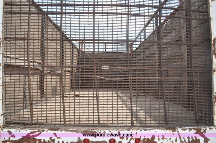 image for item G6148 1979 International 1854 dump truck