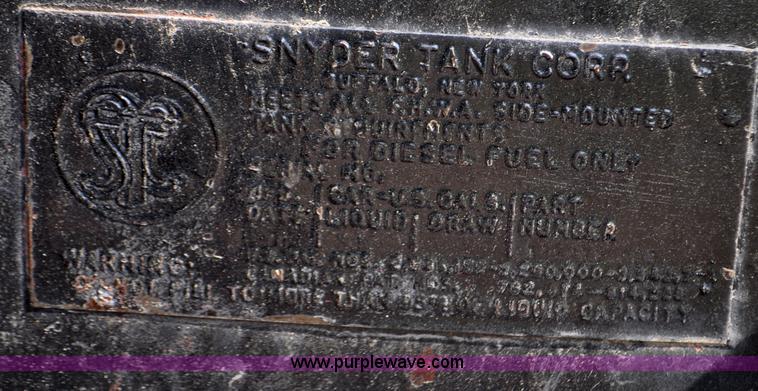 image for item G6148 1979 International 1854 dump truck