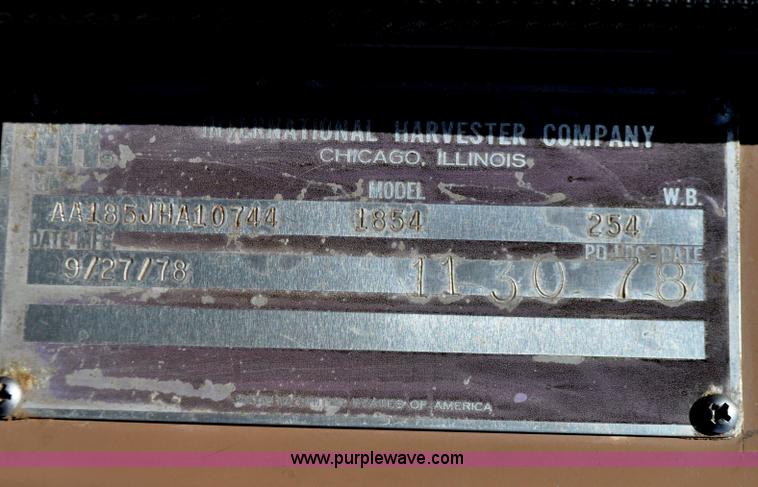 image for item G6148 1979 International 1854 dump truck