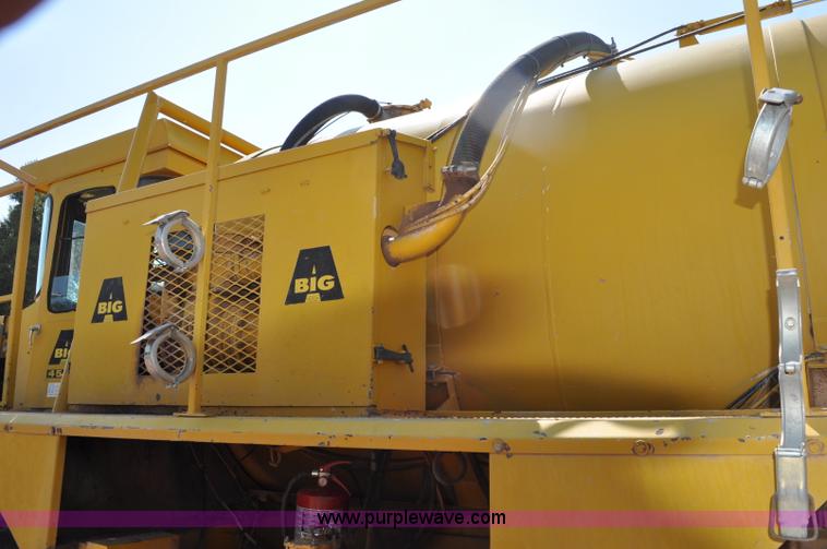 image for item G6149 1980 Ag-Chem Big A 4500 Turbo floater