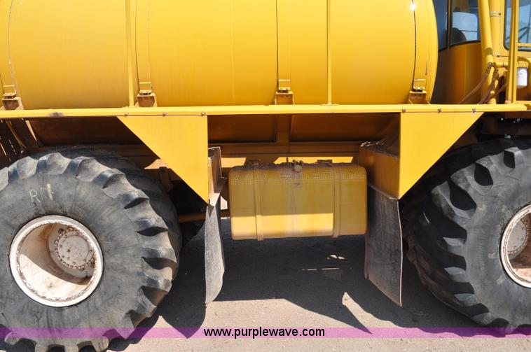 image for item G6149 1980 Ag-Chem Big A 4500 Turbo floater