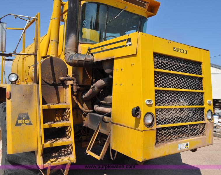 image for item G6149 1980 Ag-Chem Big A 4500 Turbo floater