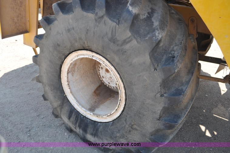 image for item G6149 1980 Ag-Chem Big A 4500 Turbo floater