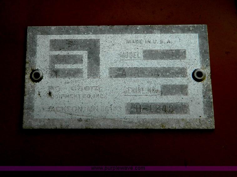 image for item G7985 1999 Ag-Chem TerraGator 8104 dry spreader truck