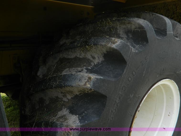 image for item G7985 1999 Ag-Chem TerraGator 8104 dry spreader truck