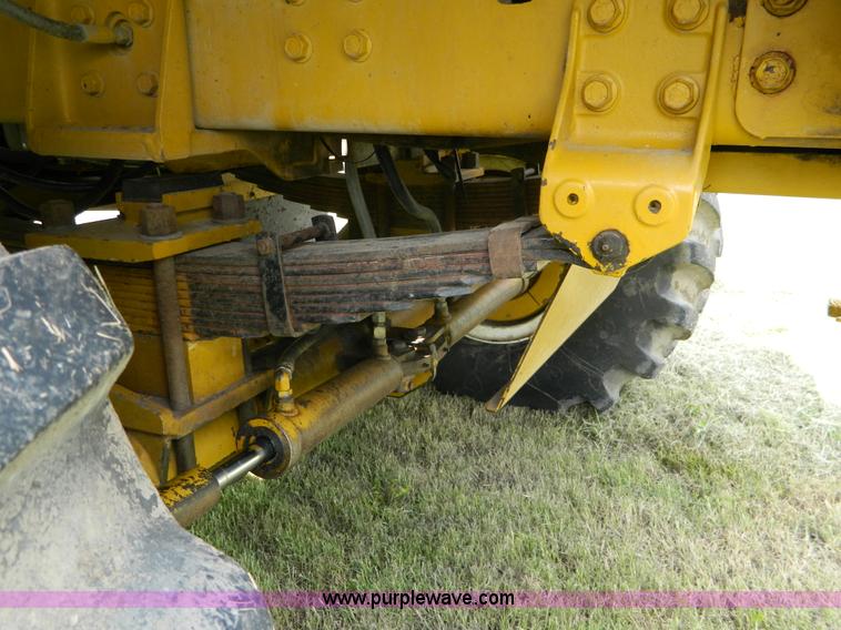 image for item G7985 1999 Ag-Chem TerraGator 8104 dry spreader truck