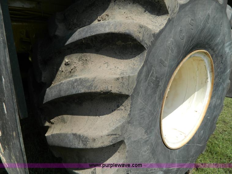 image for item G7986 1998 Ag-Chem TerraGator 1844 dry spreader truck