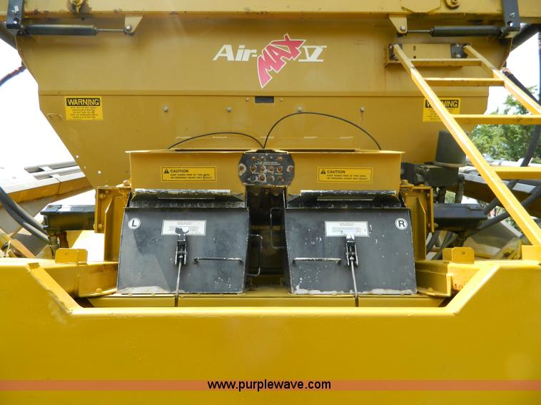 image for item G7986 1998 Ag-Chem TerraGator 1844 dry spreader truck