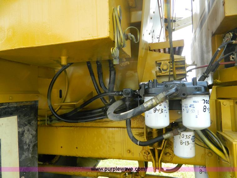 image for item G7986 1998 Ag-Chem TerraGator 1844 dry spreader truck