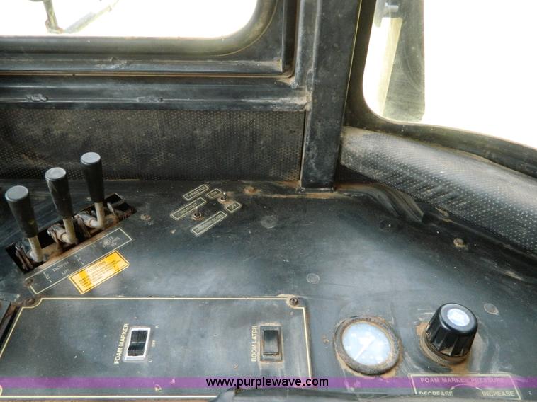 image for item G7986 1998 Ag-Chem TerraGator 1844 dry spreader truck