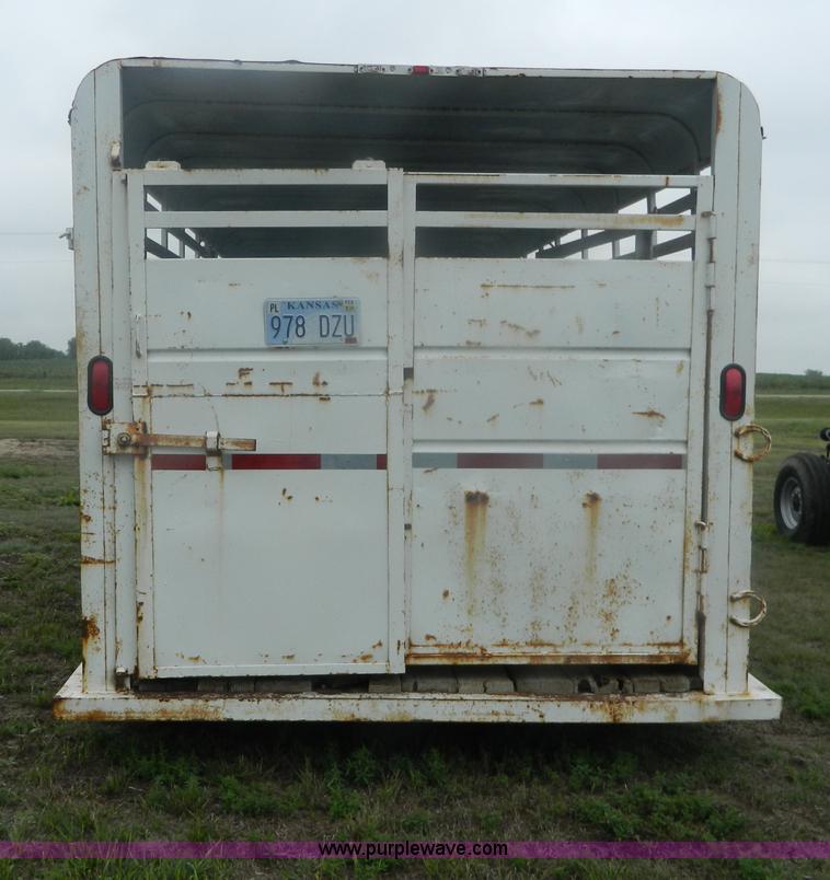 image for item G7987 1990 Circle S gooseneck stock trailer