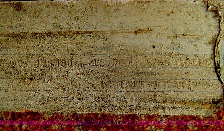 image for item G7987 1990 Circle S gooseneck stock trailer