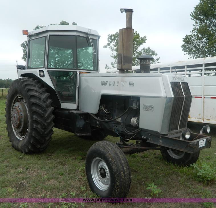 image for item G7988 White Field Boss 2-150 tractor