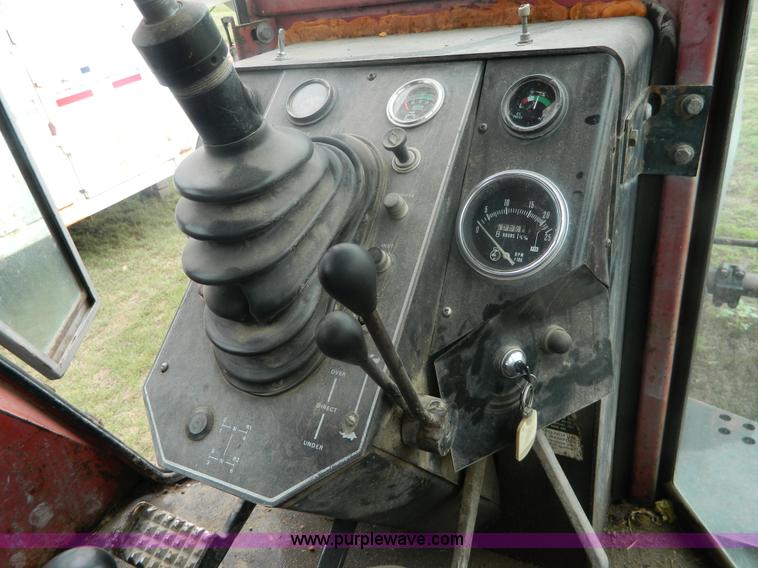 image for item G7988 White Field Boss 2-150 tractor