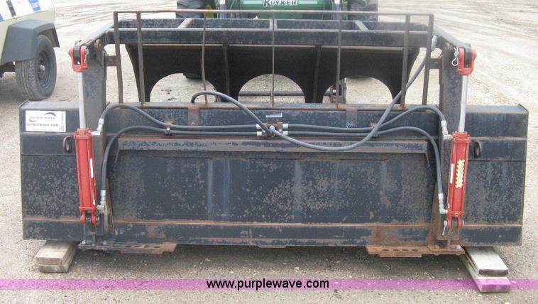 image for item H6464 Quick attach 8' forked grapple bucket