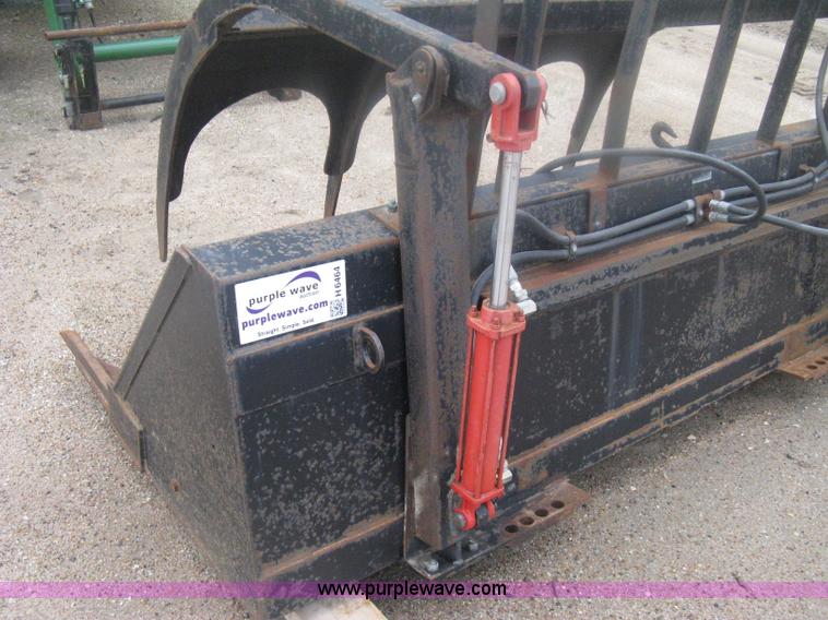 image for item H6464 Quick attach 8' forked grapple bucket