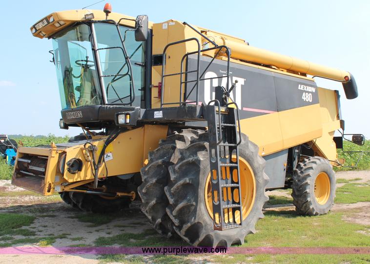 image for item H6537 1999 Caterpillar Lexion 480 RWA combine