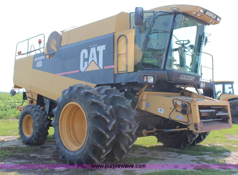 image for item H6537 1999 Caterpillar Lexion 480 RWA combine