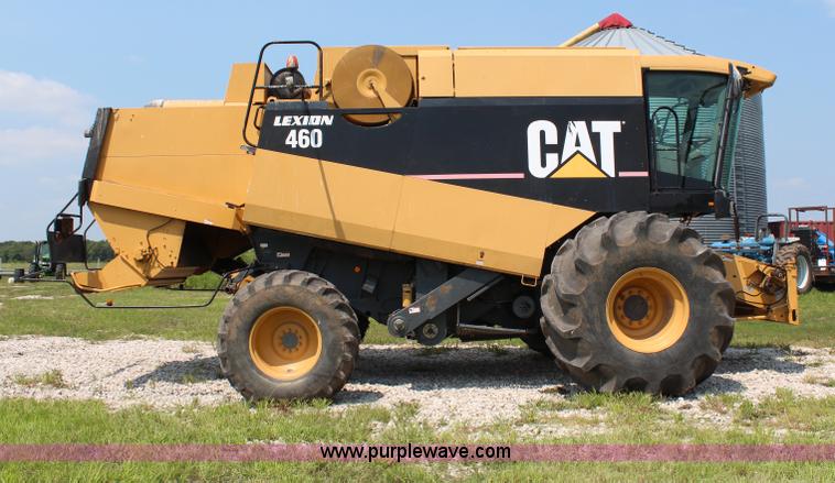 image for item H6539 1998 Caterpillar Lexion 460 RWA combine