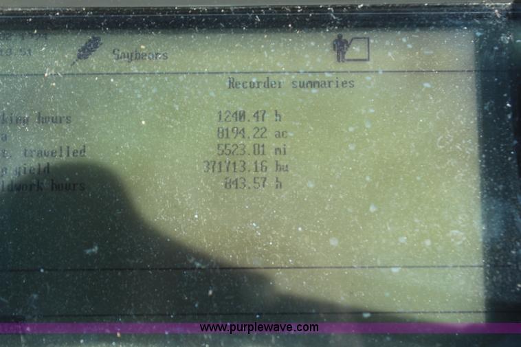 image for item H6539 1998 Caterpillar Lexion 460 RWA combine